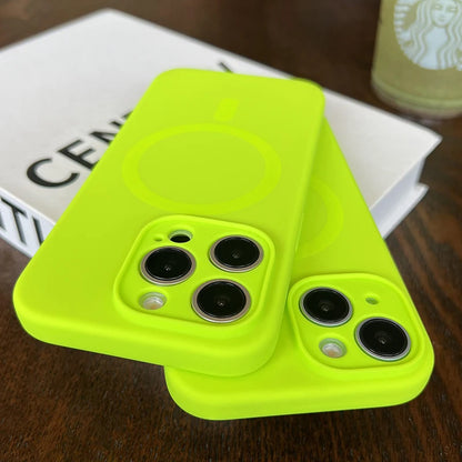 Luxury Fluorescence Bright Color Magnetic Liquid Silicone Magsafe Case Iphone 17 Air 16 15 14 13 Pro